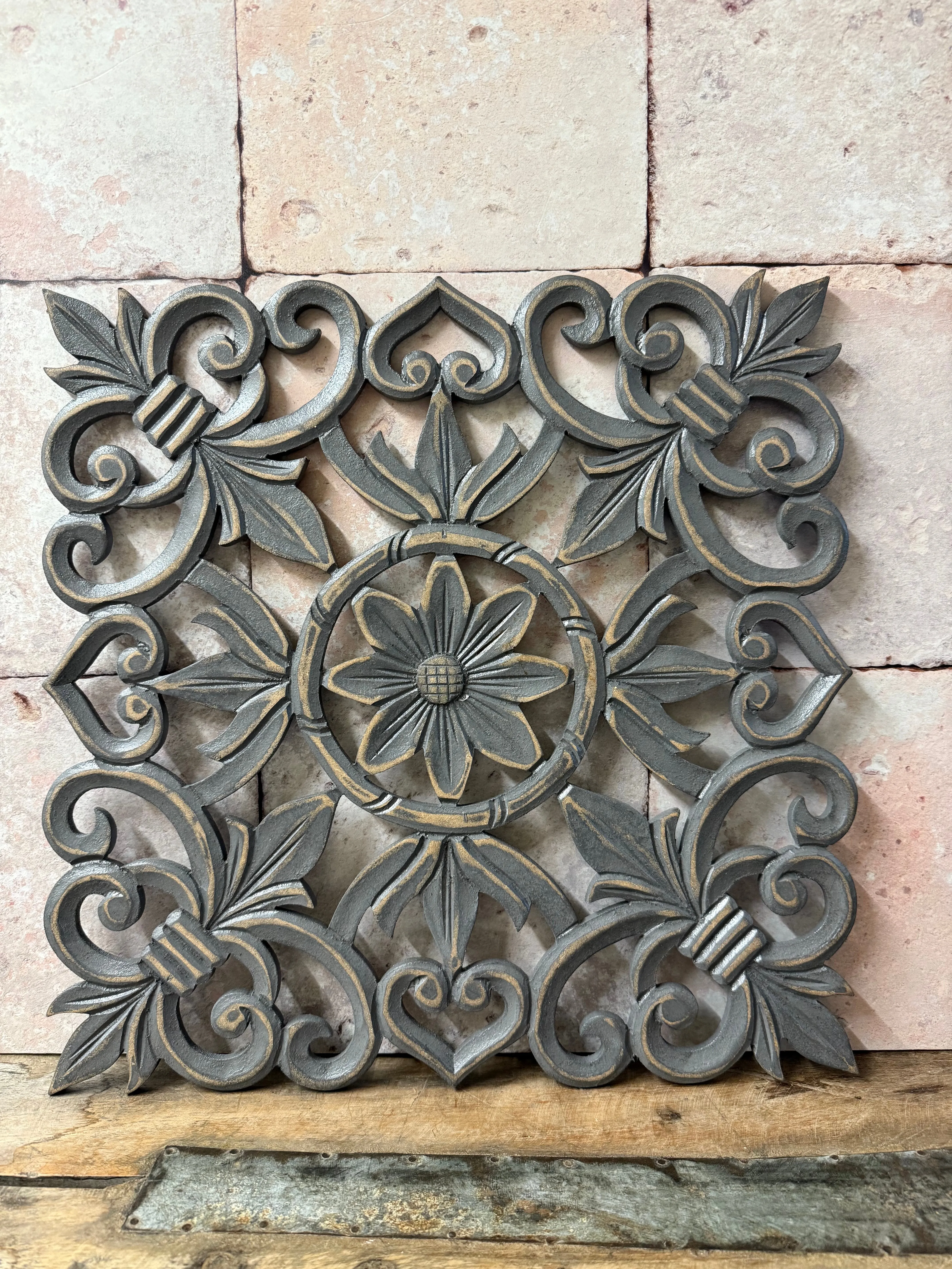 *OFFER* Square Plaque - 2 colours & 2 sizes
